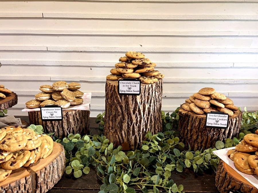 🪵 Rustic Cookie Stands